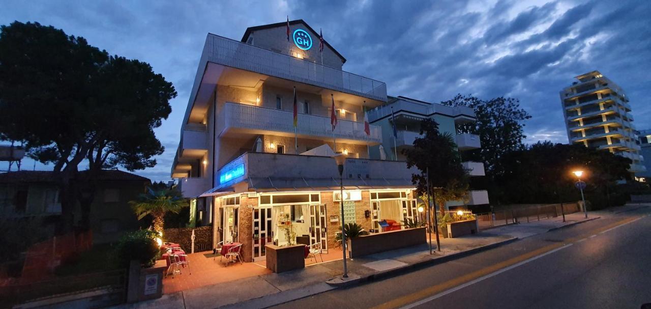 Hotel Nuova Graziosa Lignano Sabbiadoro Exterior foto